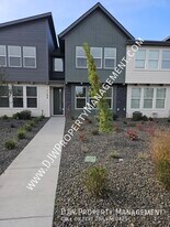 1199 N Webb Wy in Meridian, ID - Building Photo