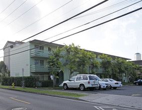 Pawaa Gardens in Honolulu, HI - Building Photo - Building Photo