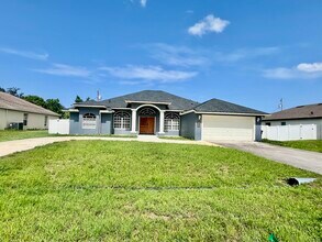 3849 SW McKim St in Port St. Lucie, FL - Building Photo - Building Photo