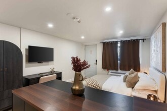 129 Paxton Ln in Niagara-On-The-Lake, ON - Building Photo - Building Photo