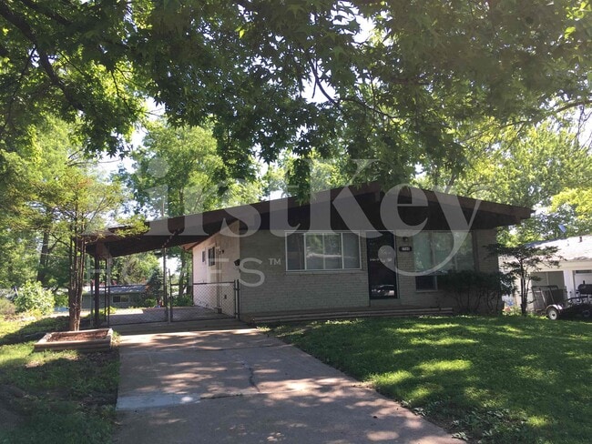 property at 2560 Pheasant Dr