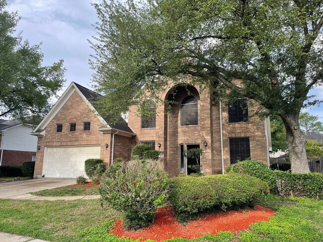 9323 Willow Crossing Dr