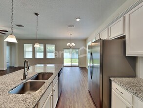 413 Pine Terrace Dr in Ruskin, FL - Building Photo - Building Photo