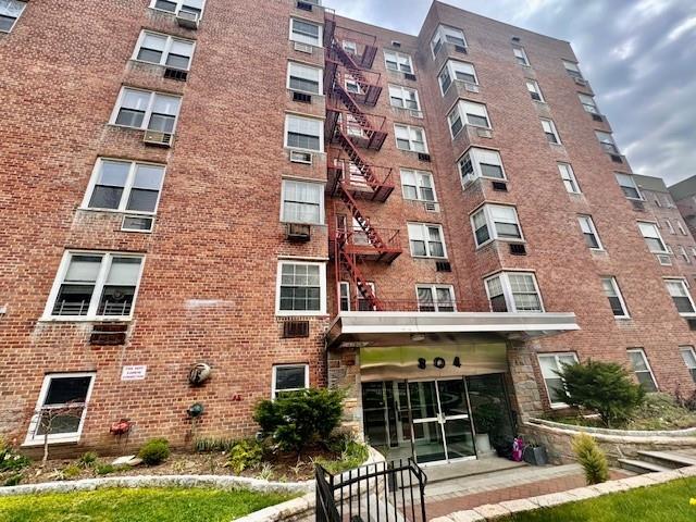 804 Bronx River Rd in Yonkers, NY - Building Photo