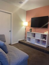 2010 Caplin St in Houston, TX - Building Photo - Building Photo