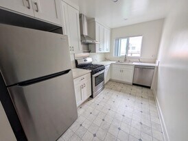 1514 Orange Grove Ave, Unit 6 in Los Angeles, CA - Building Photo