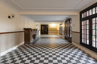 517-25 W. Brompton in Chicago, IL - Building Photo - Lobby