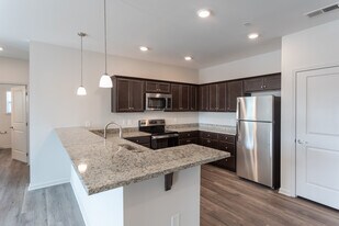 The Groves at 421 in Lillington, NC - Building Photo