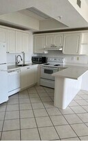 3500 Coral Way, Unit 705 in Coral Gables, FL - Building Photo