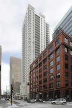 Park Alexandria Condominiums in Chicago, IL - Foto de edificio - Building Photo