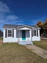 703 W Phillips St, Unit B411 in Purcell, OK - Building Photo