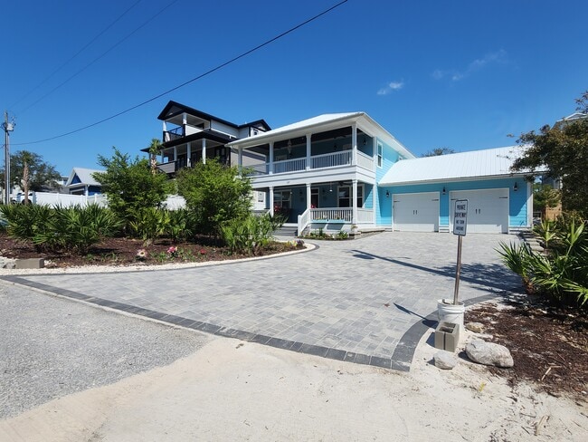 property at 189 Walnut St