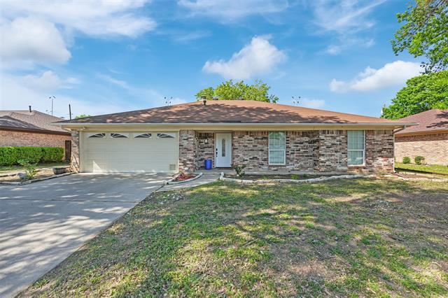 2316 Westpark Way Cir in Euless, TX - Building Photo - Building Photo