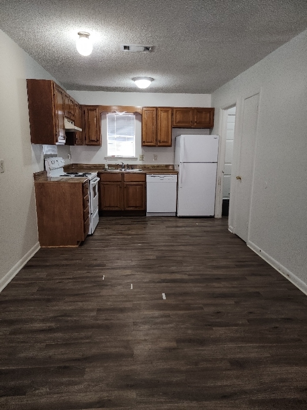 509 Summit St in Sherwood, AR - Foto de edificio - Building Photo