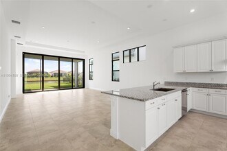 11267 SW Pietra Wy in Port St. Lucie, FL - Building Photo - Building Photo