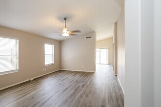10843 E Clovis Ave in Mesa, AZ - Building Photo - Building Photo