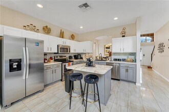 2736 Lido Key Dr in Kissimmee, FL - Building Photo - Building Photo