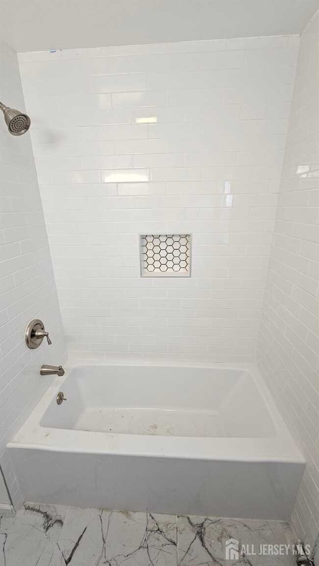 25 Cedar Ave in Highland Park, NJ - Building Photo - Building Photo