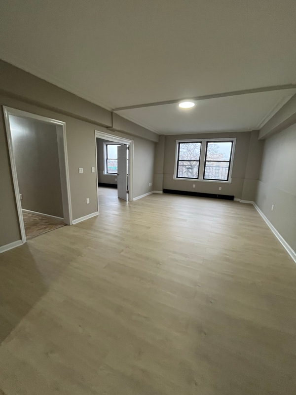 150 S Harrison St in East Orange, NJ - Foto de edificio - Building Photo