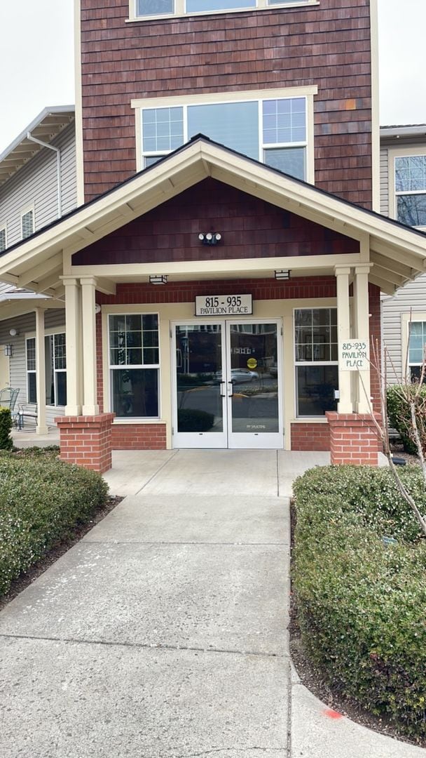 property at 834 Pavilion Pl