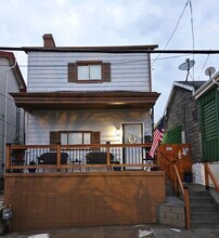 811 Excelsior St in Pittsburgh, PA - Building Photo - Building Photo