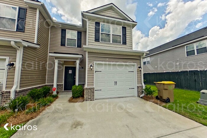 815 Ferguson Ln in Richmond Hill, GA - Foto de edificio