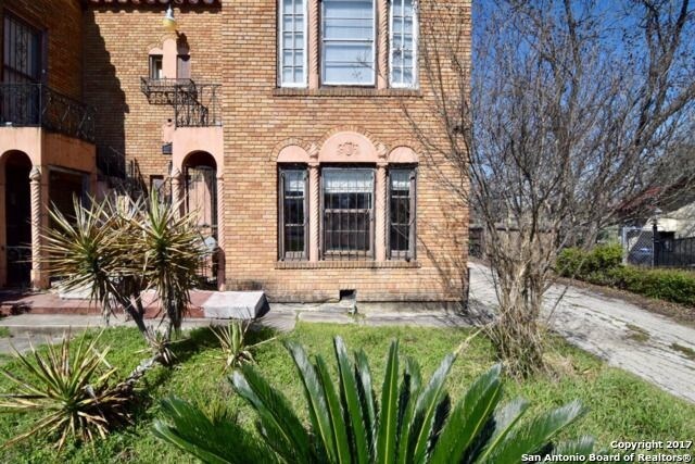 1505 W Woodlawn Ave in San Antonio, TX - Building Photo - Building Photo