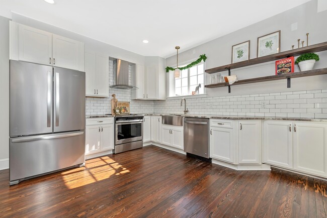 property at 6 W 4th St