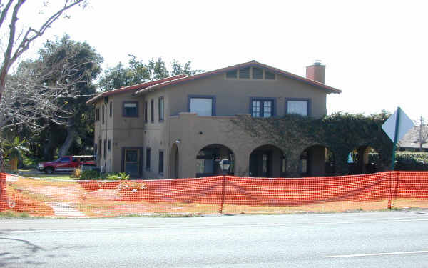 10213 Foothill Blvd in Rancho Cucamonga, CA - Building Photo