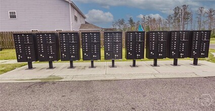 459 Coconut Dr in Bloomingdale, GA - Building Photo - Building Photo