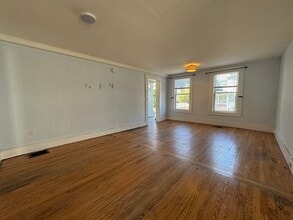 6 Morris Ave in Westfield, MA - Building Photo - Building Photo