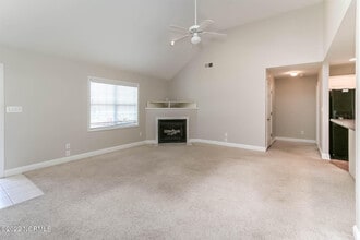 102 S Park Ln in Newport, NC - Building Photo - Building Photo