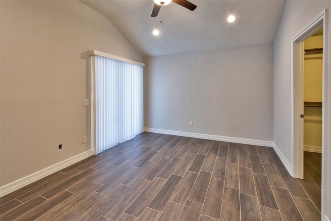 property at 3415 Pecan Point Dr