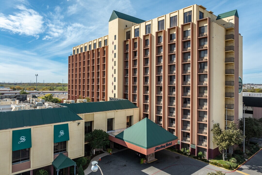 The Sterling Hotel Dallas Apartments in Dallas, TX - Building Photo