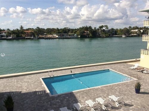 6484 Indian Creek Dr-Unit -241 in Miami Beach, FL - Building Photo