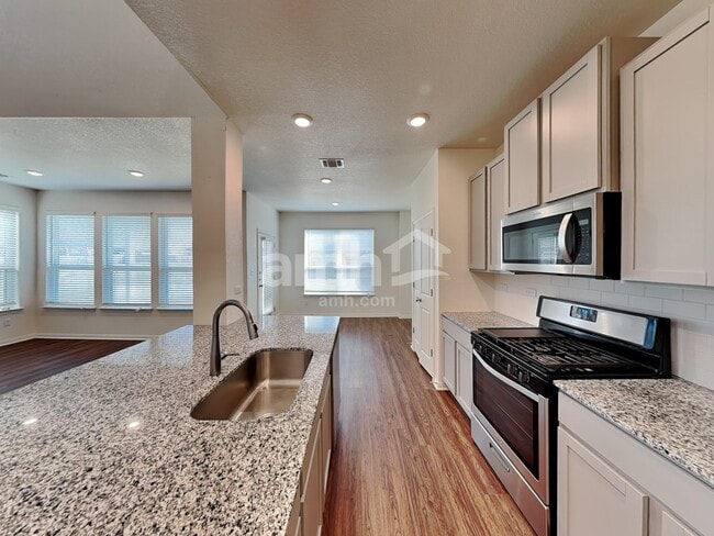 336 Aspen Waters in New Braunfels, TX - Building Photo - Building Photo