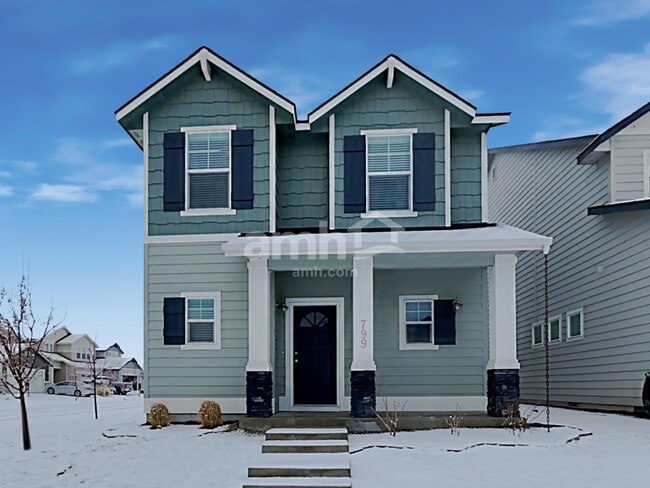 property at 799 E Springloyd St