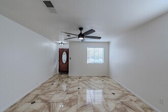 9605 Weems Ave SW in Albuquerque, NM - Building Photo - Building Photo