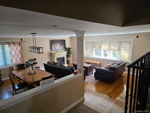 838 Pepperidge Rd in Westbury, NY - Building Photo - Building Photo