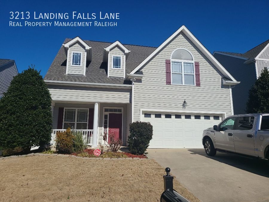 3213 Landing Falls Ln in Raleigh, NC - Building Photo