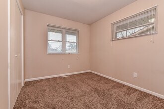5414 E 40th St in Indianapolis, IN - Building Photo - Building Photo