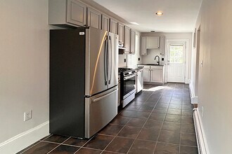 2 Greenwood Ter, Unit 001 in Somerville, MA - Building Photo - Building Photo