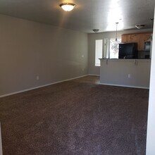 1488 N Allumbaugh St in Boise, ID - Foto de edificio - Building Photo