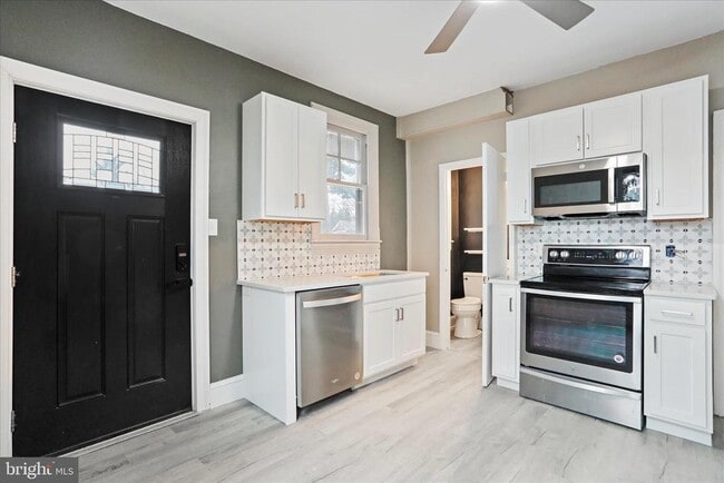 1052 Edgar Ave in Chambersburg, PA - Building Photo - Building Photo