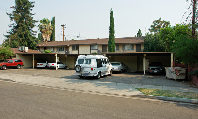 2720 N Wishon Ave in Fresno, CA - Building Photo - Building Photo