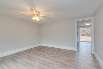 18 Westford Rd in Ayer, MA - Building Photo - Building Photo