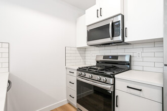 6516-6593 93 St NW in Edmonton, AB - Building Photo - Building Photo