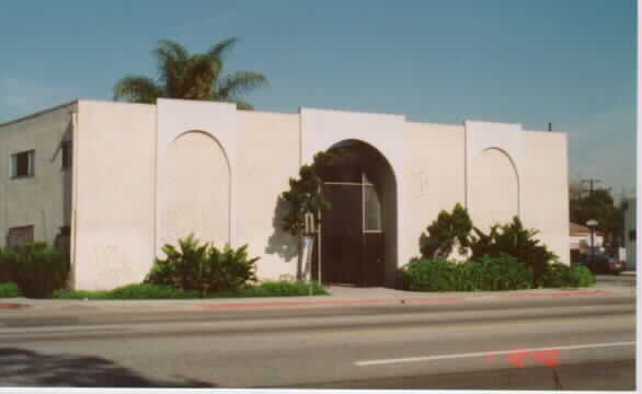 1415 E Alondra Blvd in Compton, CA - Foto de edificio