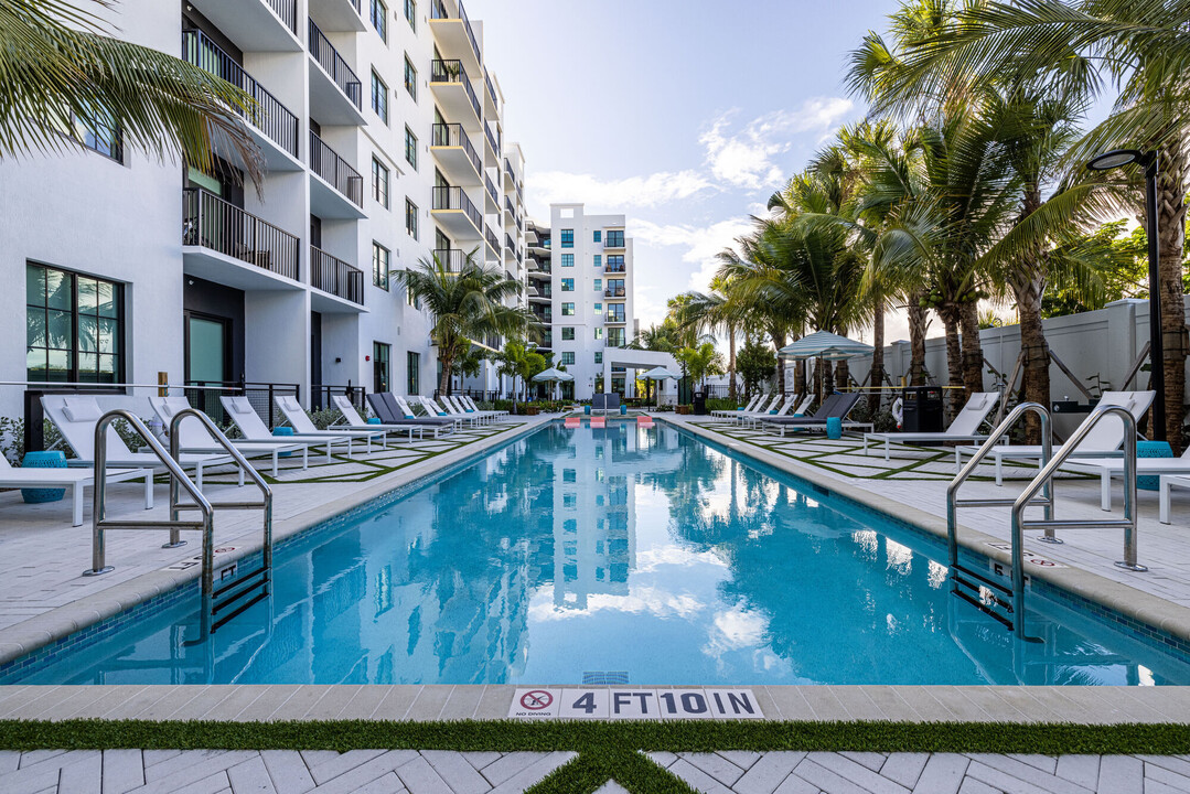The Bohemian in Lake Worth, FL - Foto de edificio