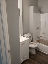 336 4th St, Unit Lower in Toledo, OH - Foto de edificio - Building Photo